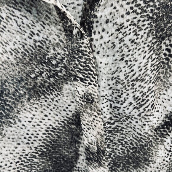 Chicos Womens Top 3 Extra Large Tan Brown Animal Print Button Front Shirt Sheer - Picture 3 of 11